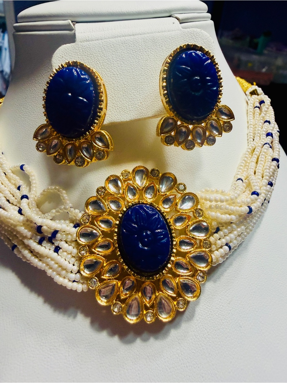 BRAND NEW Royal Blue Carved Stone f Kundan Choker - White Pearl Multi-Line - Blu